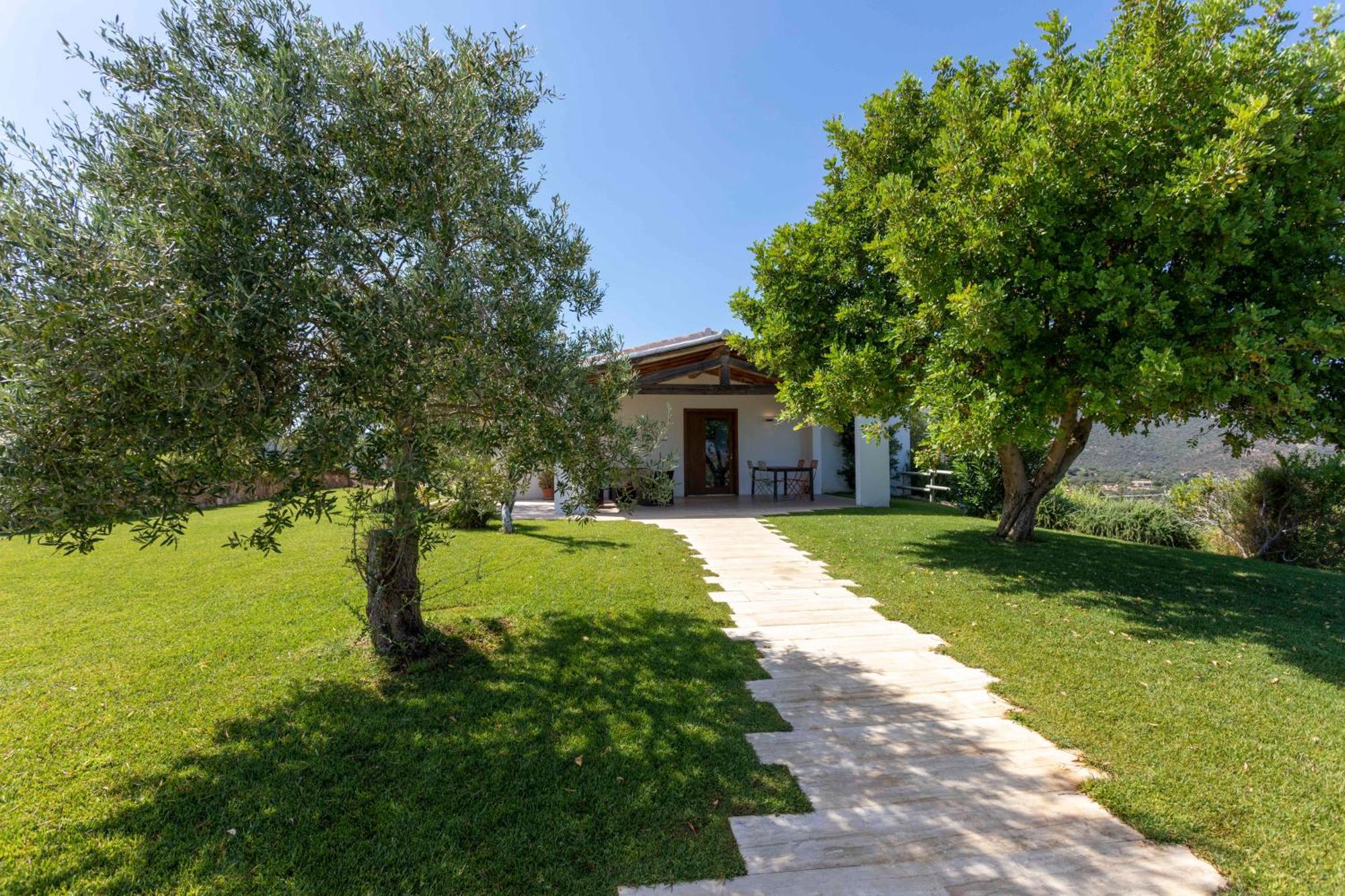 Villa Alba Esclusiva Villa Con Piscina A Sfioro E Vista Mozzafiato Sul Mare Cugnana Εξωτερικό φωτογραφία